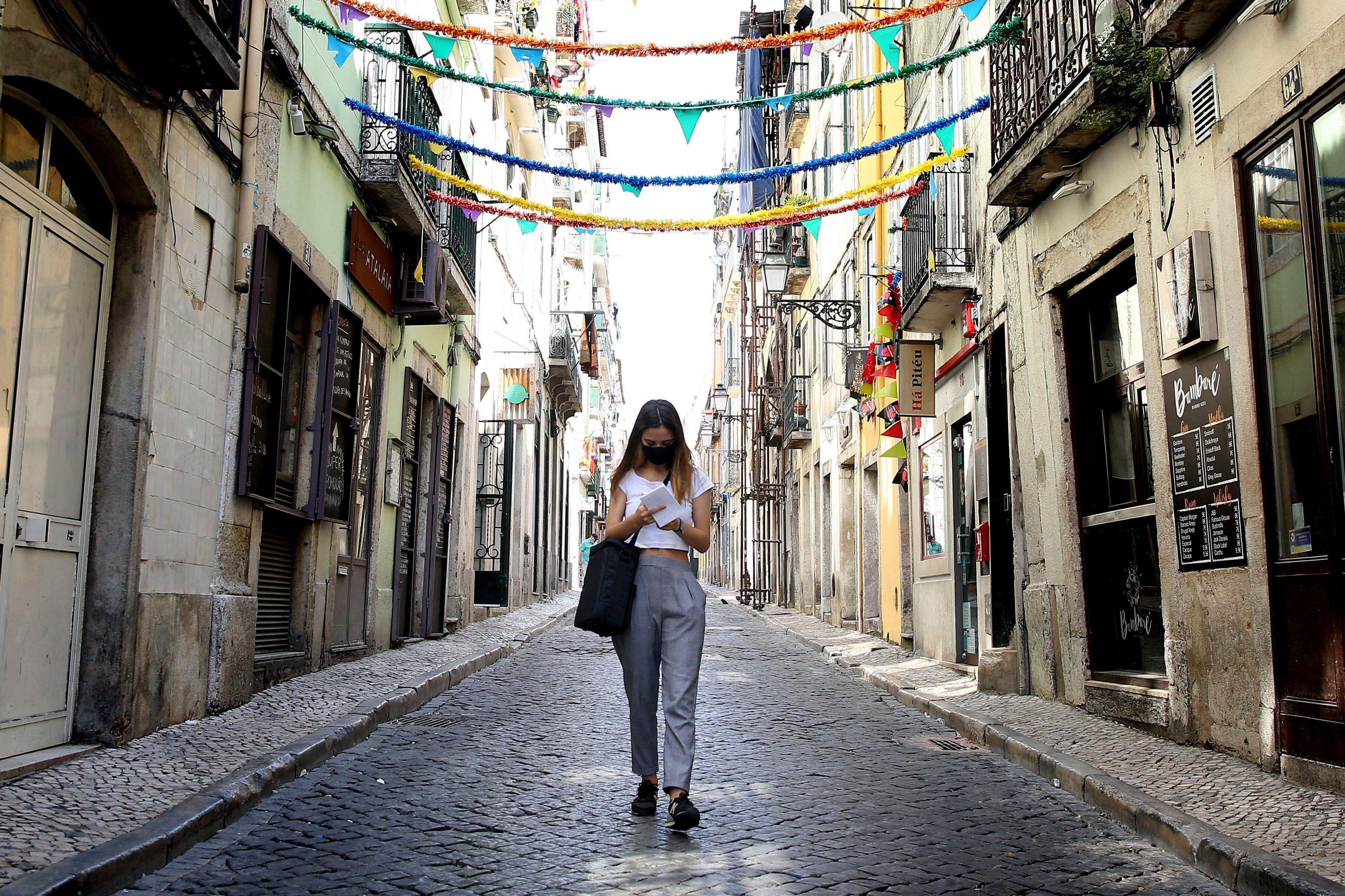 COVID-19. Há mais 6 mortes em Portugal e 451 novos casos