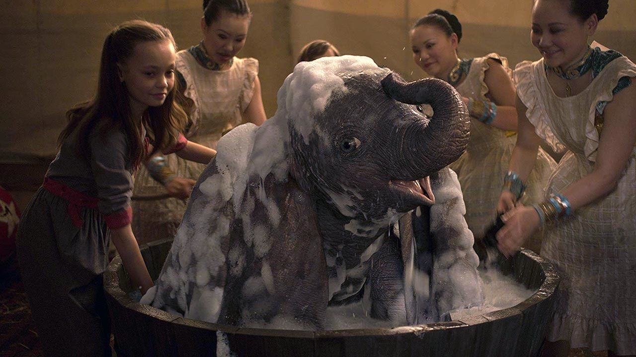 De “Dumbo” a “007: O Amanhã Nunca Morre”: tudo o que vai poder ver na televisão na Páscoa
