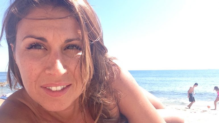 No verão, a apresentadora opta por não usar maquilhagem