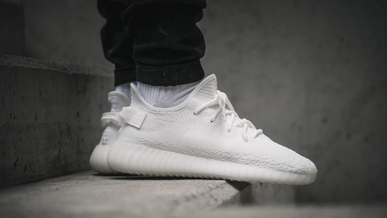 Os Yeezy Bost 350 V2 também chegam a Portugal na sua cor tradicional 'Beluga'