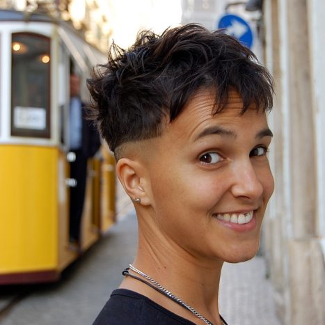 Carla Oliveira