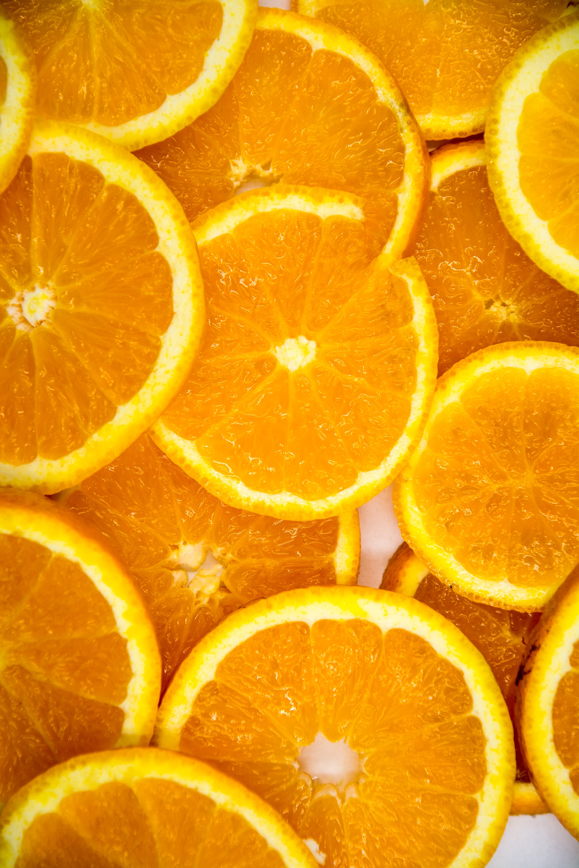 Covid-19. Temos mesmo de tomar suplementos vitamínicos agora que estamos em casa? Um médico explica tudo