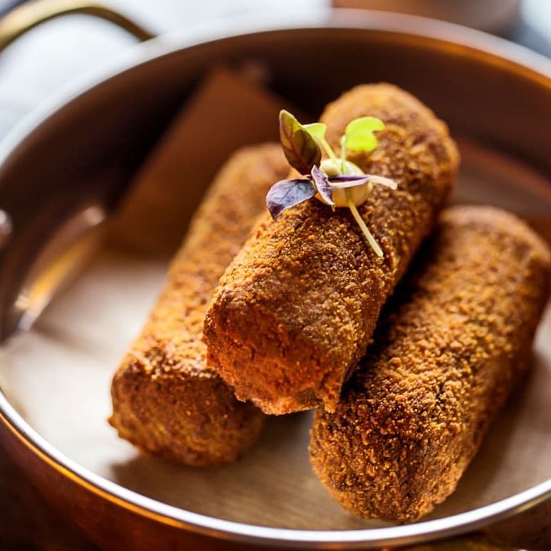 5 sítios em Lisboa onde Sónia Tavares (e qualquer pessoa) pode comer um croquete sem ser expulsa