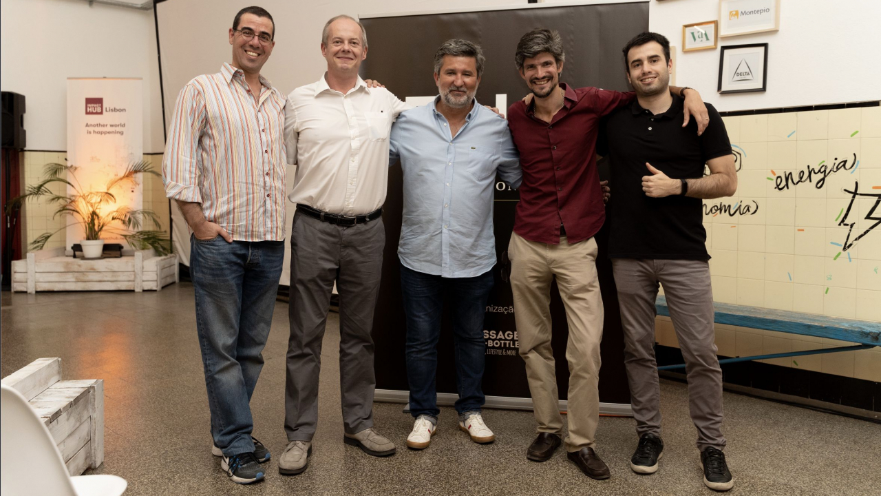 Os quatro oradores não se conheciam antes do evento 