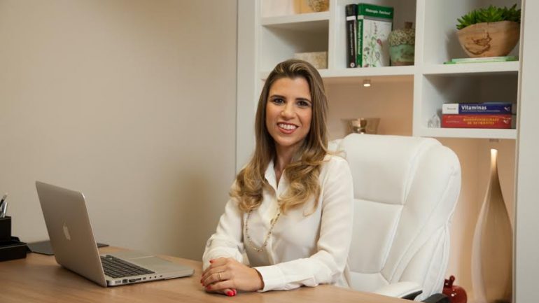 Com experiência clínica em biologia molecular, Renata Bagarolli é mestre e doutorada em fisiopatologia médica
