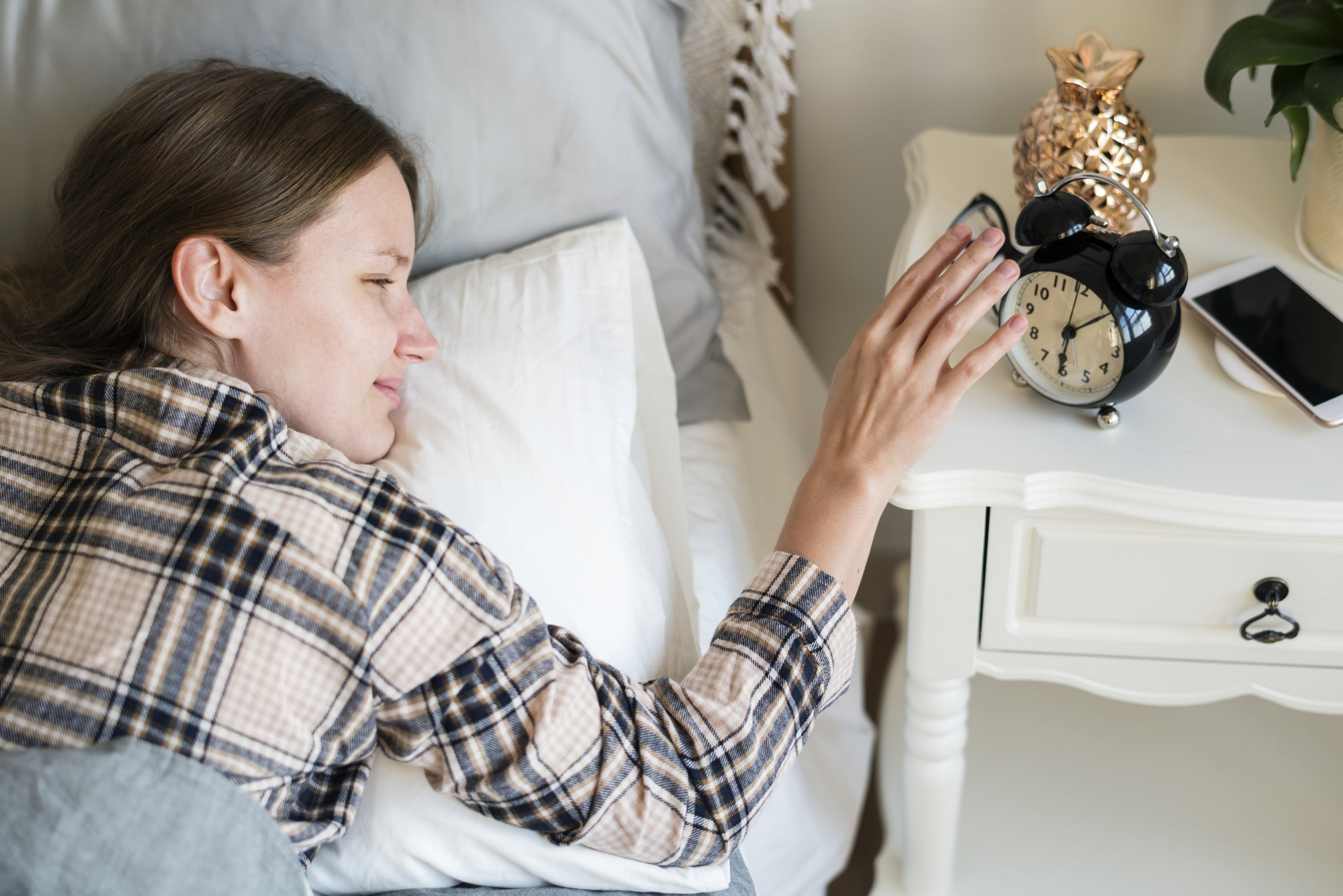 Marca de colchões desafia Apple a remover o botão de snooze do despertador