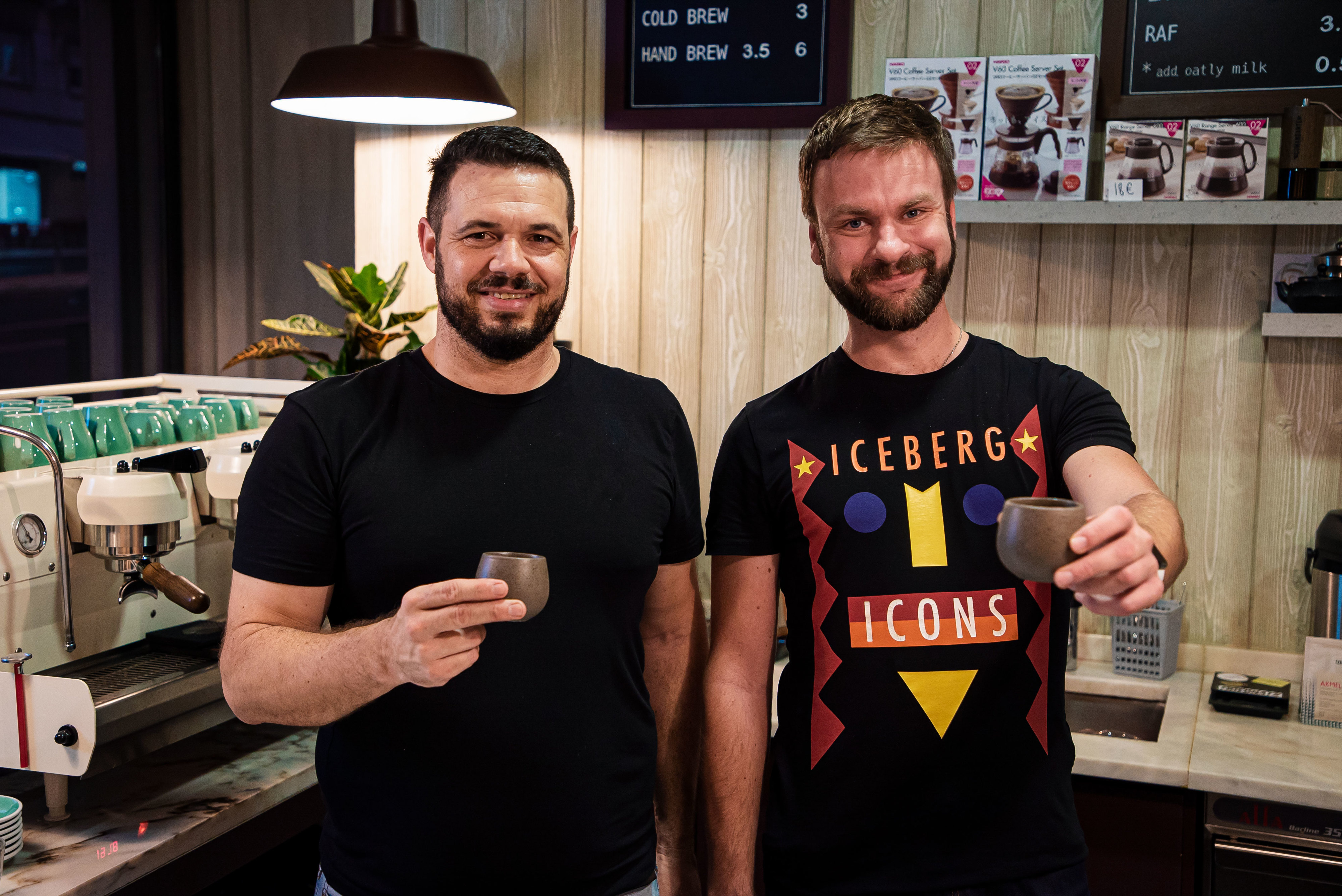 Nikita é russo, Paulo é português. Juntos querem dar café de especialidade a Lisboa