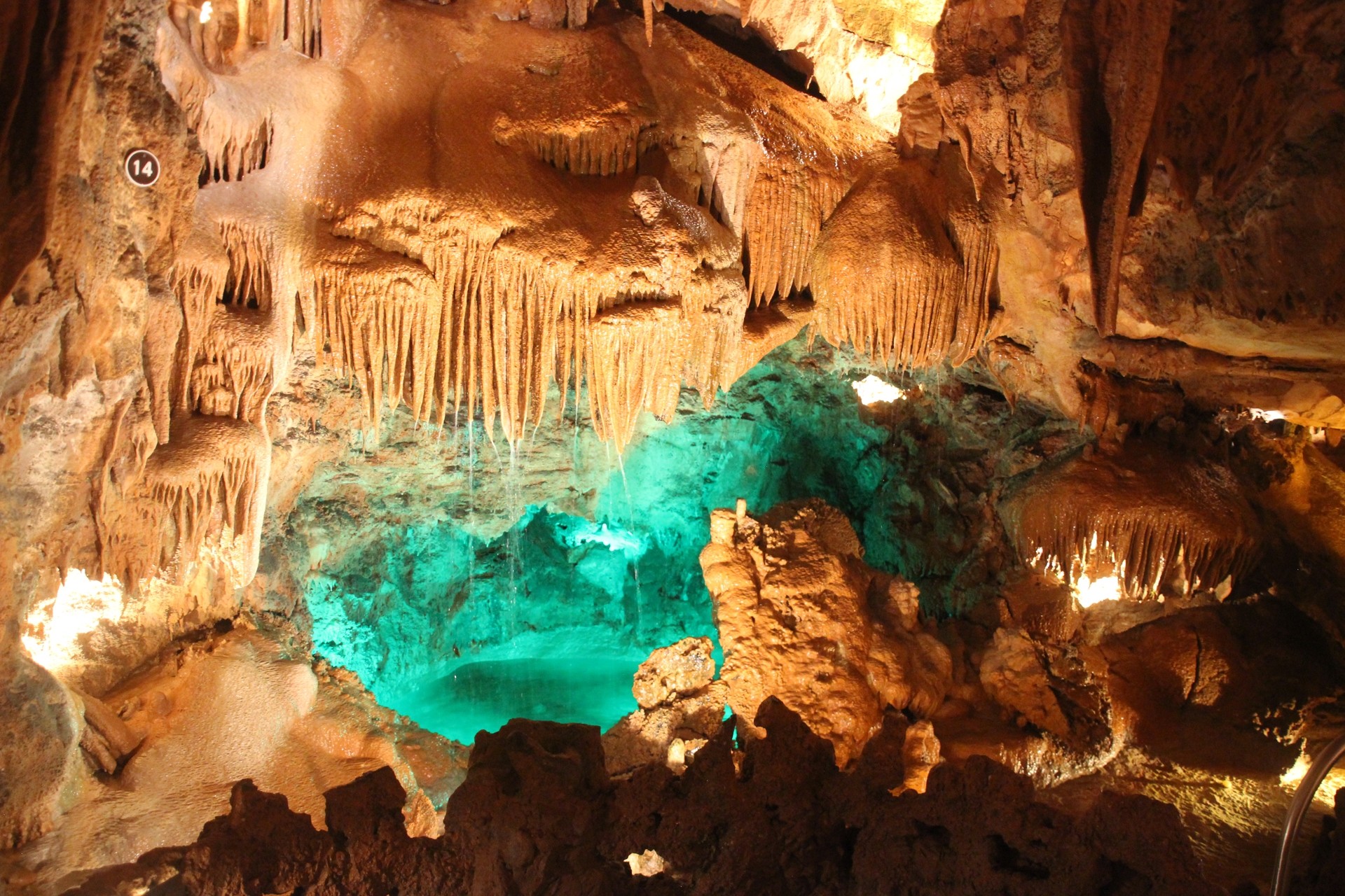 Grutas de Mira de Aire, Porto de Mós