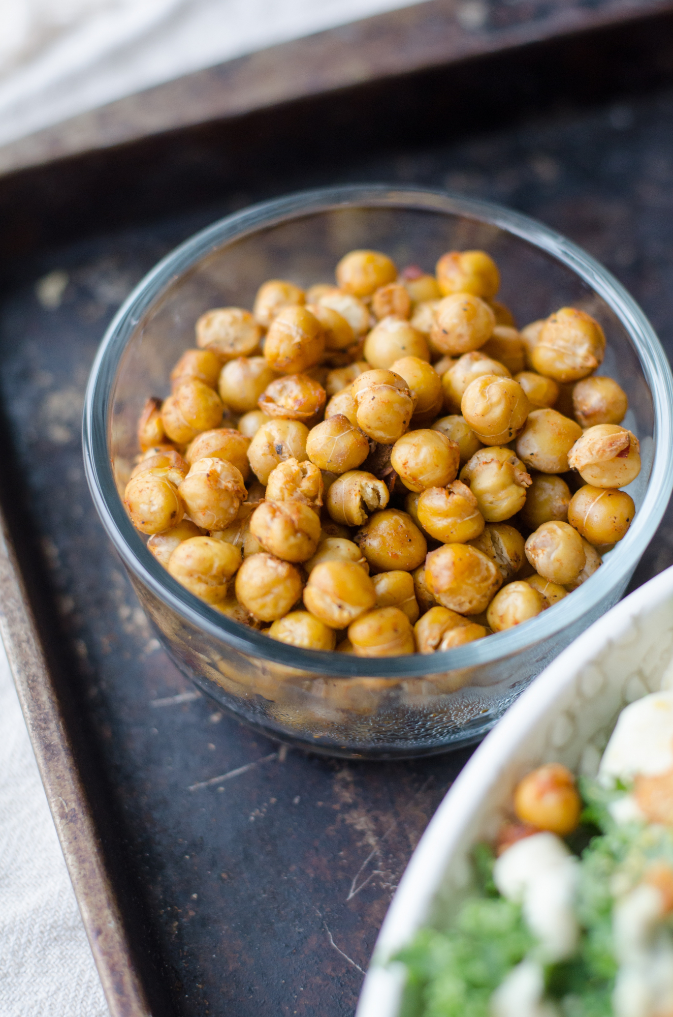 Do pequeno-almoço ao jantar: 5 receitas veganas com toda a proteína de que precisa