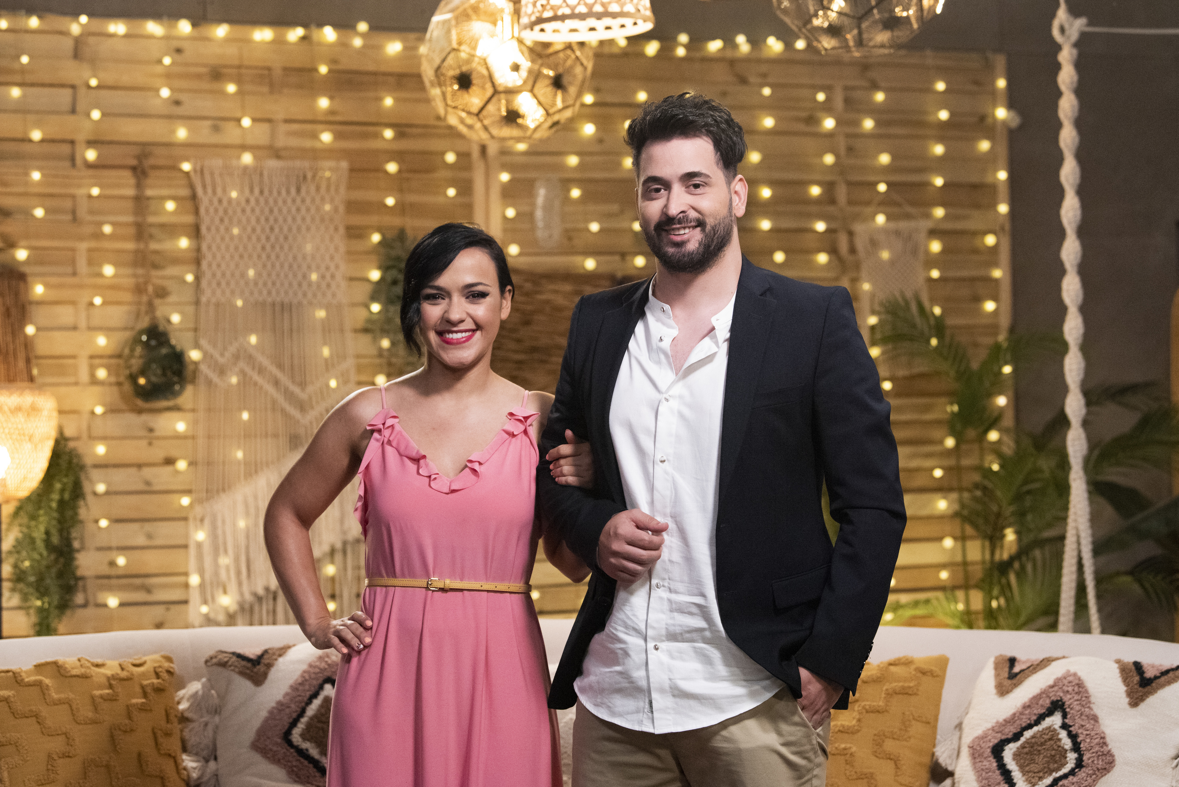 “O Amor Acontece”. Raquel e José estão cada vez mais íntimos e dão o primeiro beijo