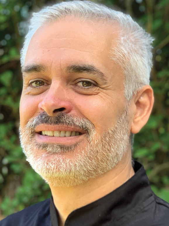 Chef de pastelaria Gilberto Costa