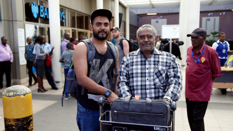 O pai de Ahmed Kalid diz ter temido o pior quando soube que o avião onde o filho deveria estar tinha caído