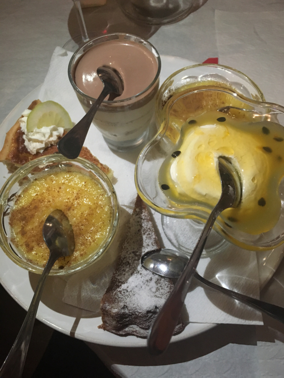14 coisas que tem de comer e beber se passar pela ilha Terceira