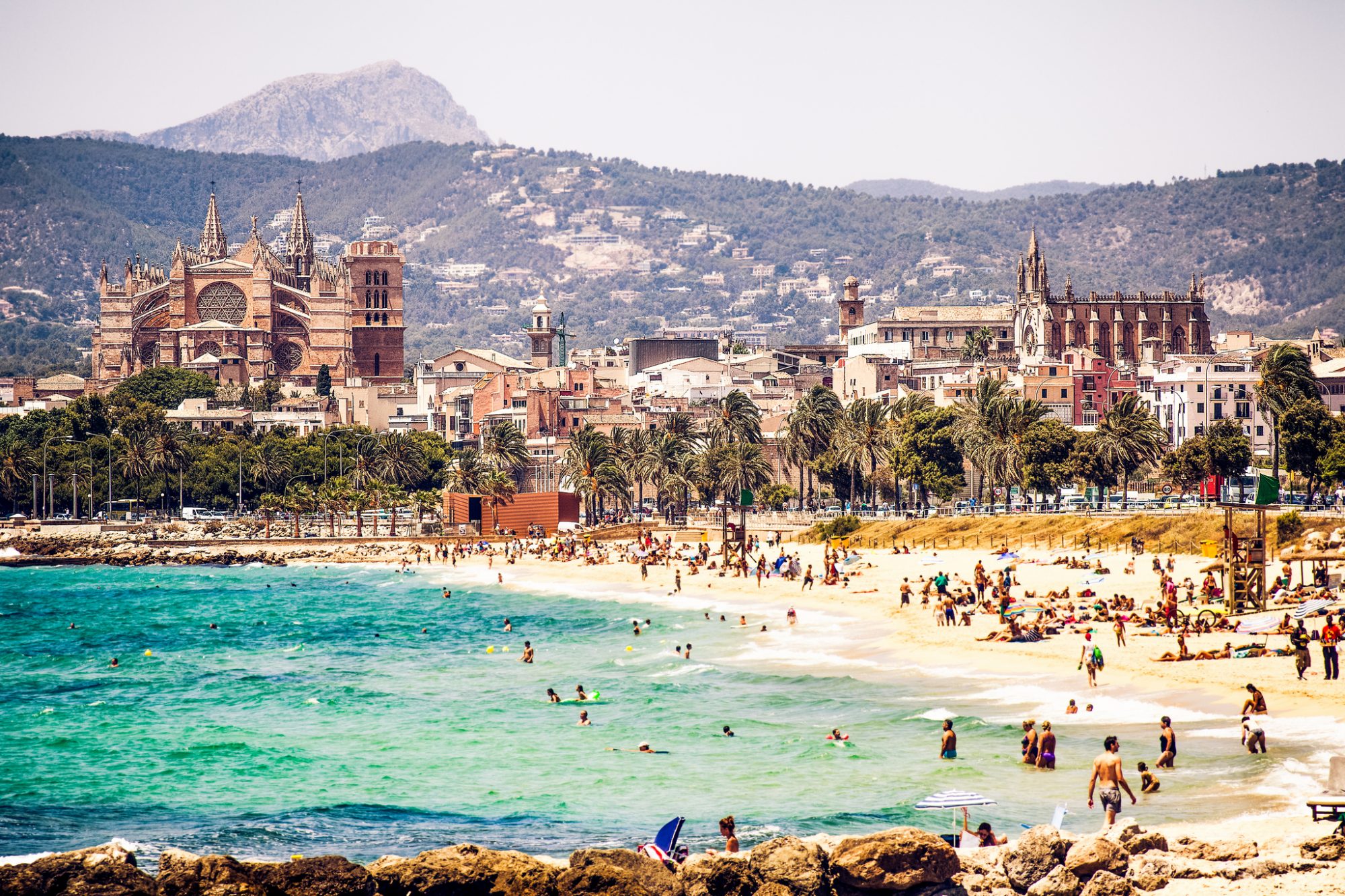 Palma de Maiorca vai multar quem arrendar casa a turistas
