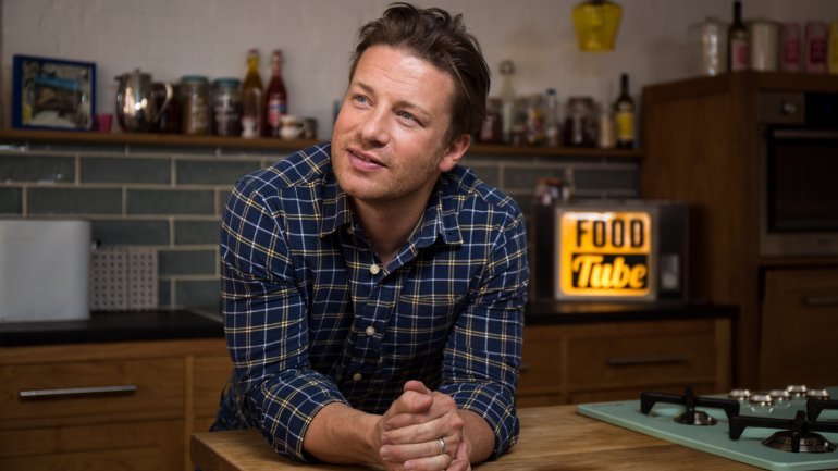 Jamie Oliver andou pelo Porto a petiscar e ficou deliciado. Veja o que o chef provou na cidade