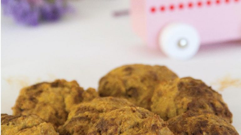 Os scones de cenoura são uma guloseima sem açúcar 