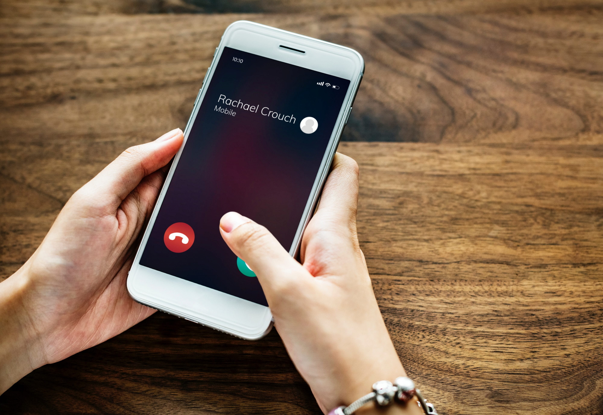 Aqui está a razão por que o seu iPhone nem sempre o deixa rejeitar chamadas