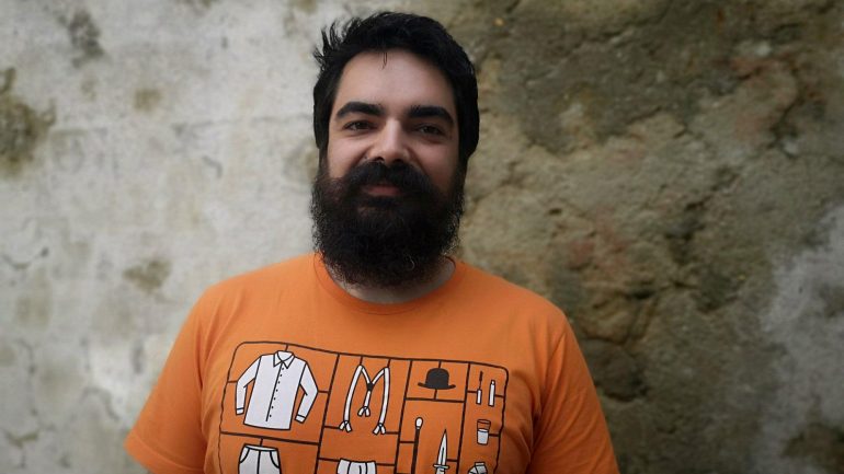 João Pina tem 30 anos e diz que além de querer tornar a informação mais acessível, quer que o seu projeto se mantenha isento e independente