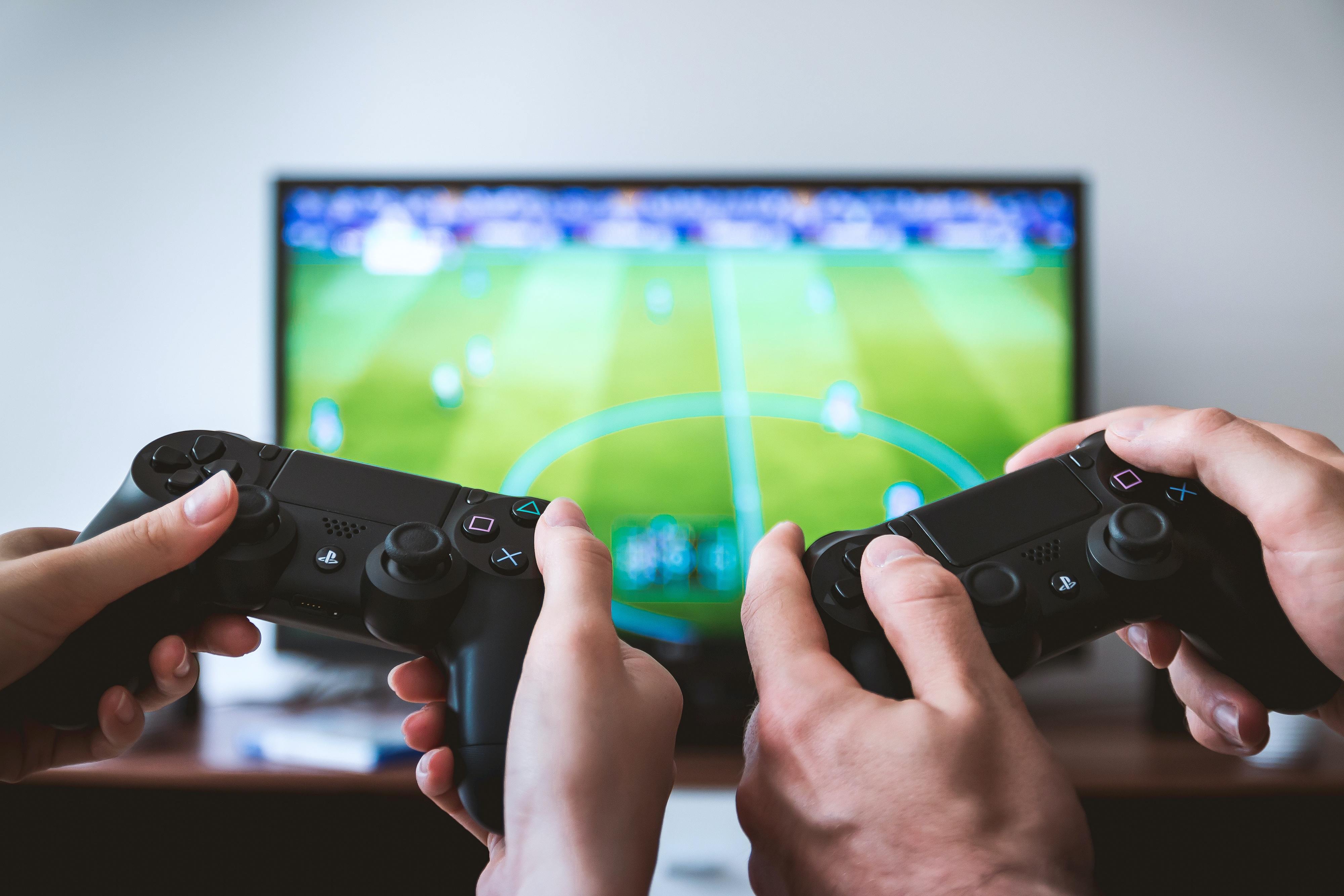 Campanha incentiva o autoexame do cancro do testículo através de um comando de consola