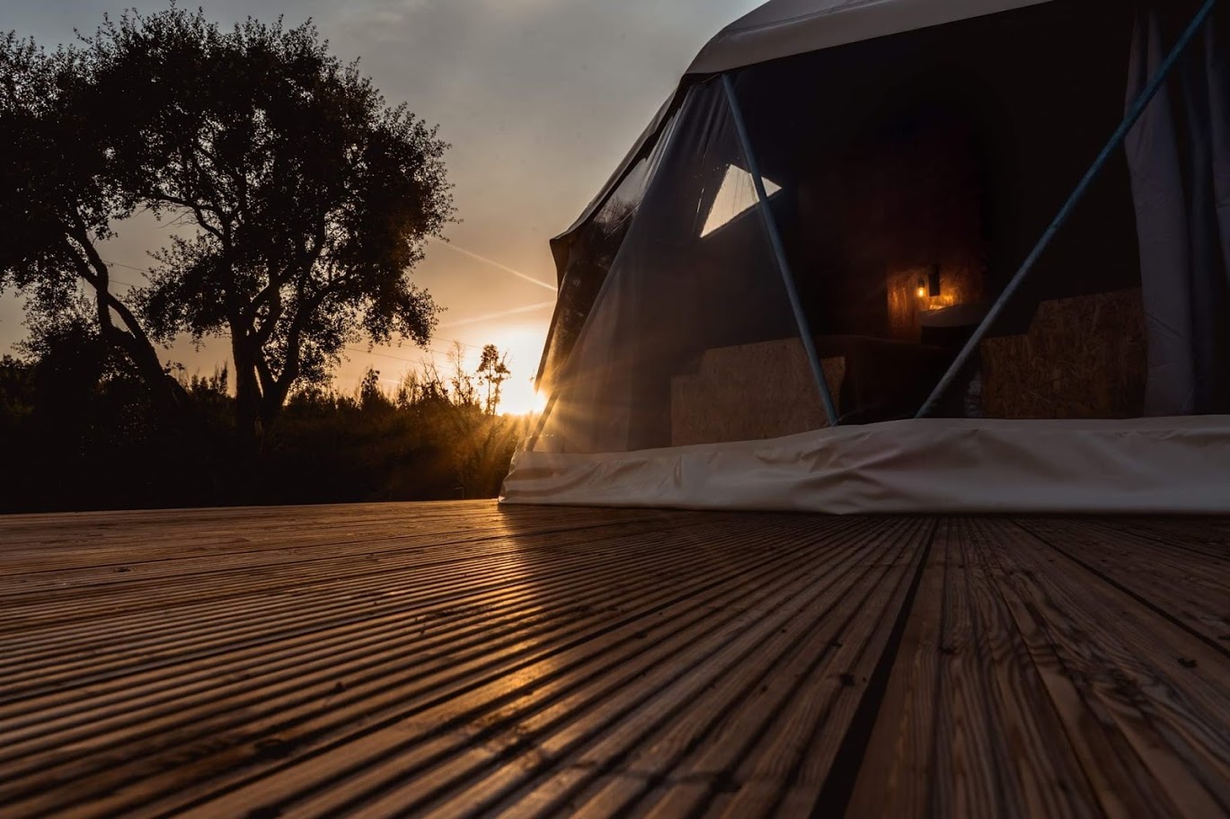 Belver esconde-se na neblina, mas nós esperámos neste glamping do Gavião