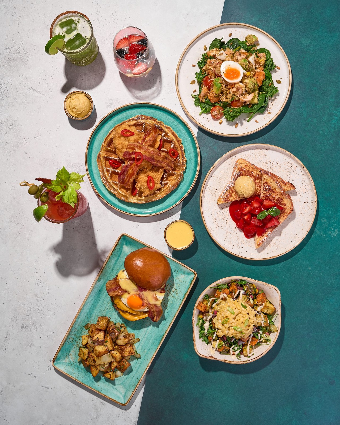 Os fins de semana vão ter outro sabor no Hard Rock Cafe Lisboa como  novo menu de brunch. Saiba quanto custa