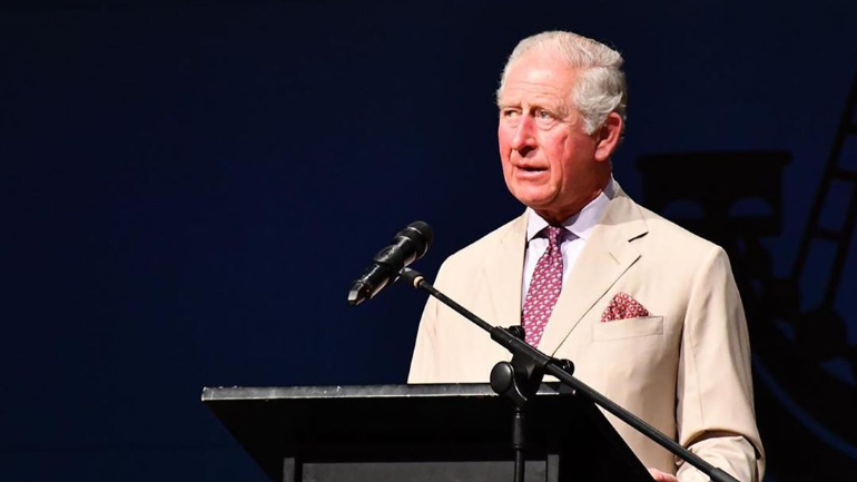 Príncipe Carlos “incandescente de raiva” depois de anúncio de Meghan e Harry