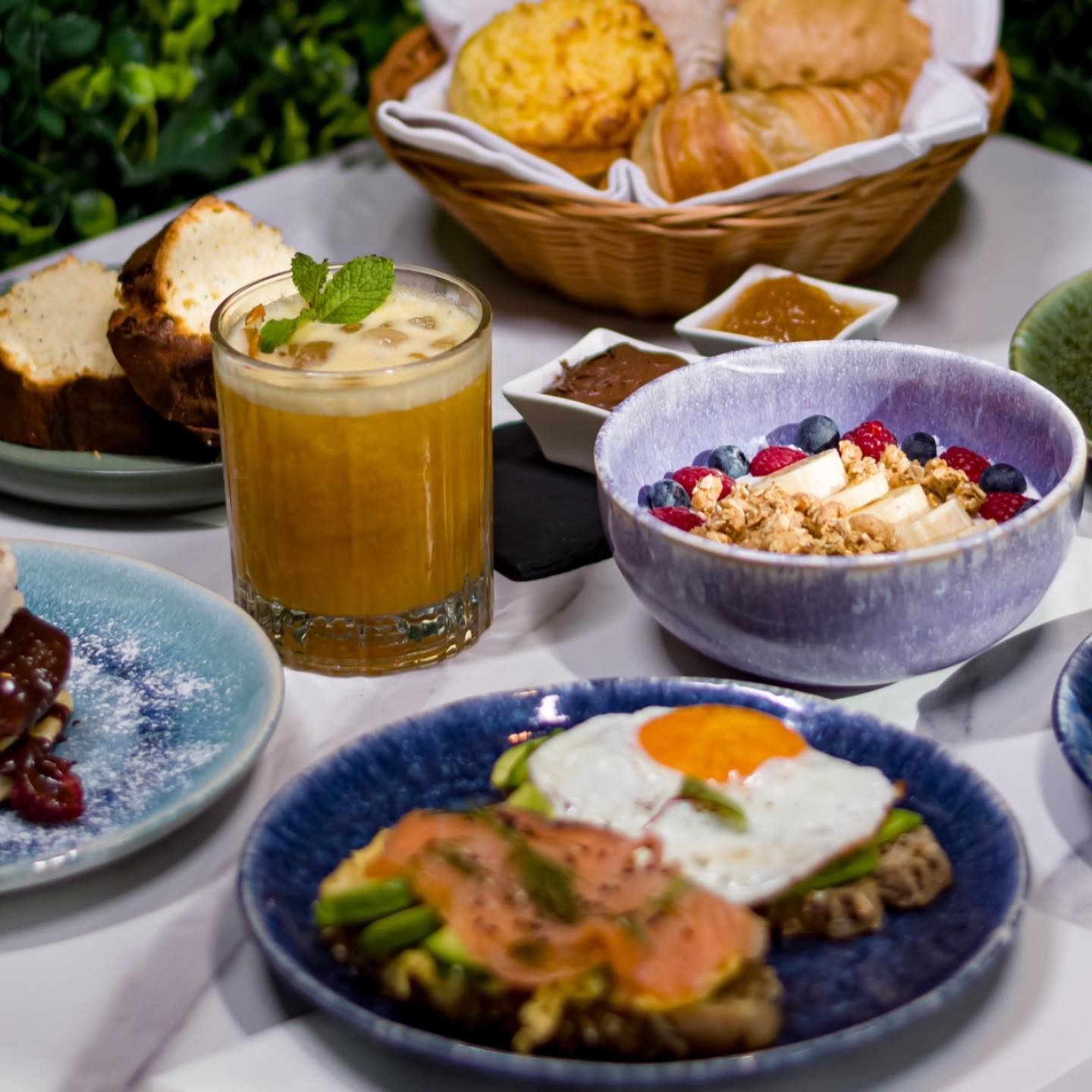 Monsantos. Agora, aos sábados também é dia de brunch — com panquecas e tostas de abacate