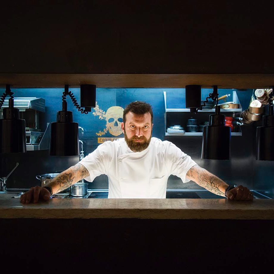 Cristina Ferreira e Nuno Santos tentaram, à vez, agarrar Ljubomir Stanisic. No final, o chef escolheu a SIC