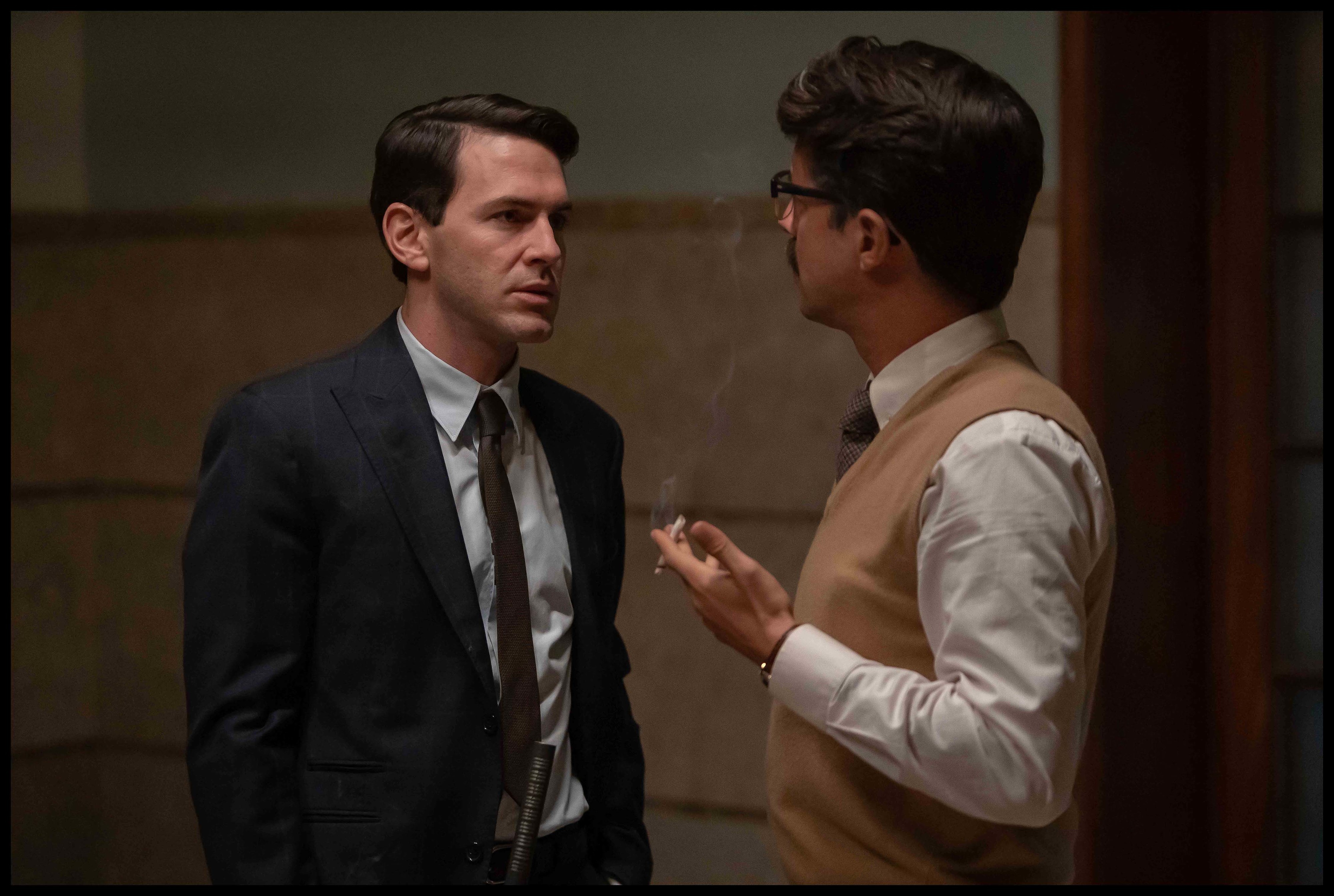 “Glória”. Já vimos quatro episódios da primeira série portuguesa da Netflix — e é intensa