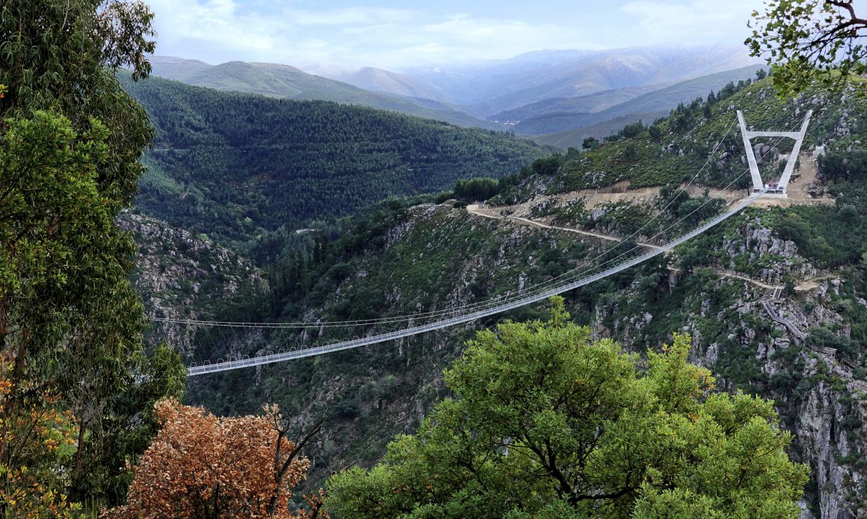 5 alojamentos para relaxar após a adrenalina de uma caminhada sobre a Ponte 516 Arouca