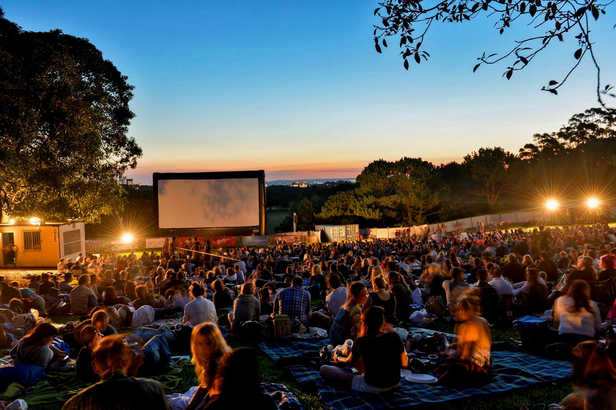 Benfica ao Luar. Vai haver sessões de cinema grátis e ao ar livre num jardim de Lisboa