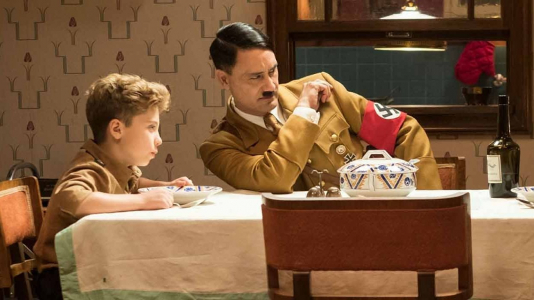 'Jojo Rabbit' é um dos nomeados para o Óscar de Melhor Filme e já está nos cinemas portugueses