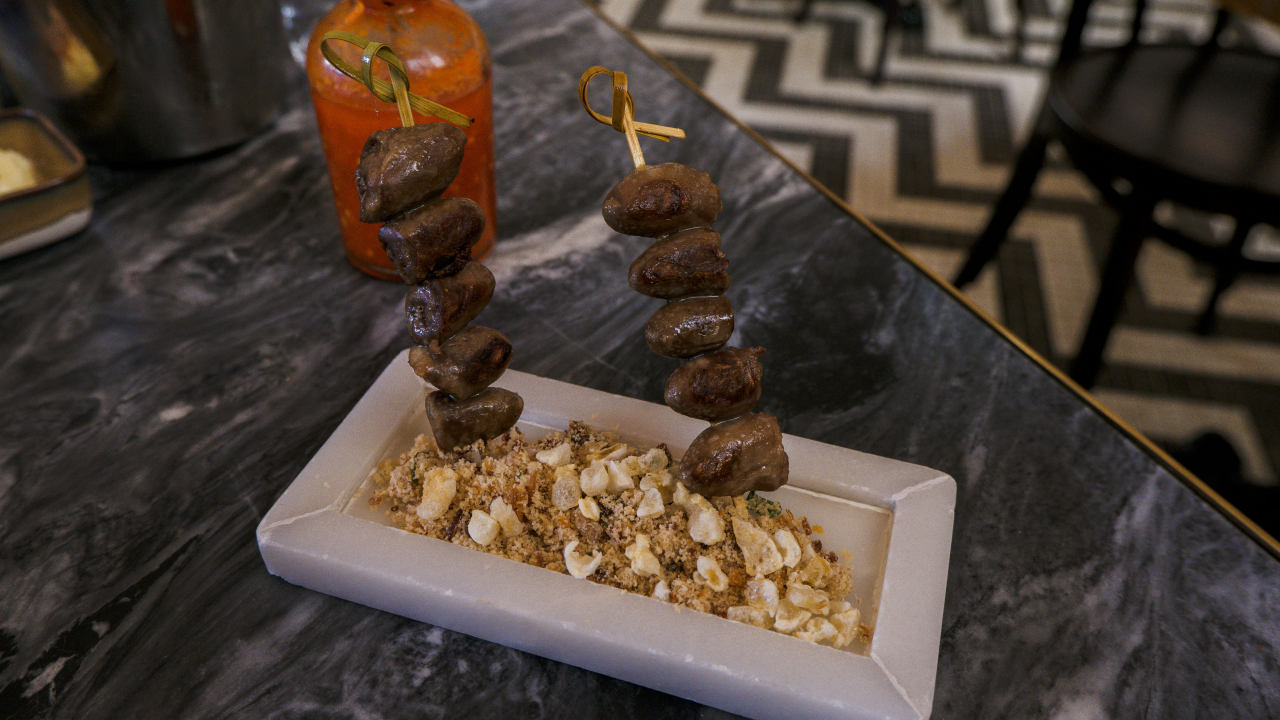Levámos uma brasileira a comer ao novo Boteco do chef Kiko
