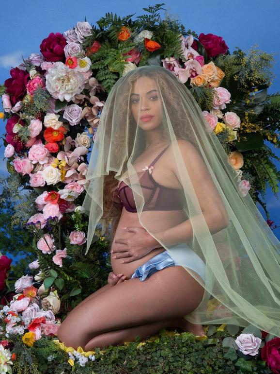A foto escolhida por Beyoncé para anunciar ao mundo a gravidez de gémeos 