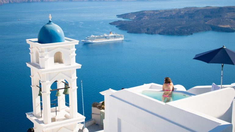 Santorini é uma das ilhas gregas mais famosas do mundo