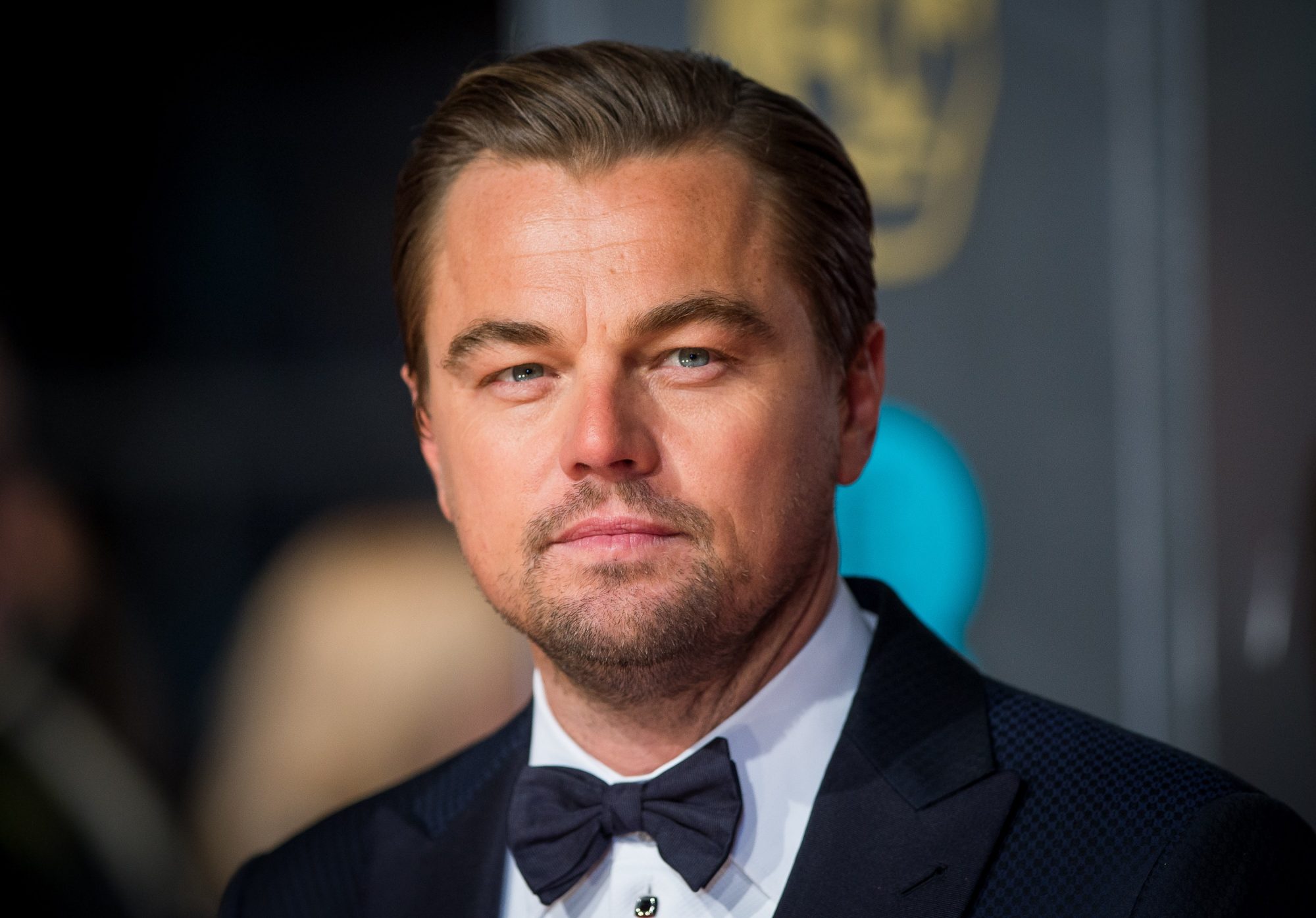 Ele envelhece, as namoradas não. Leonardo DiCaprio faz 50 anos (e há um canal que vai celebrá-lo)