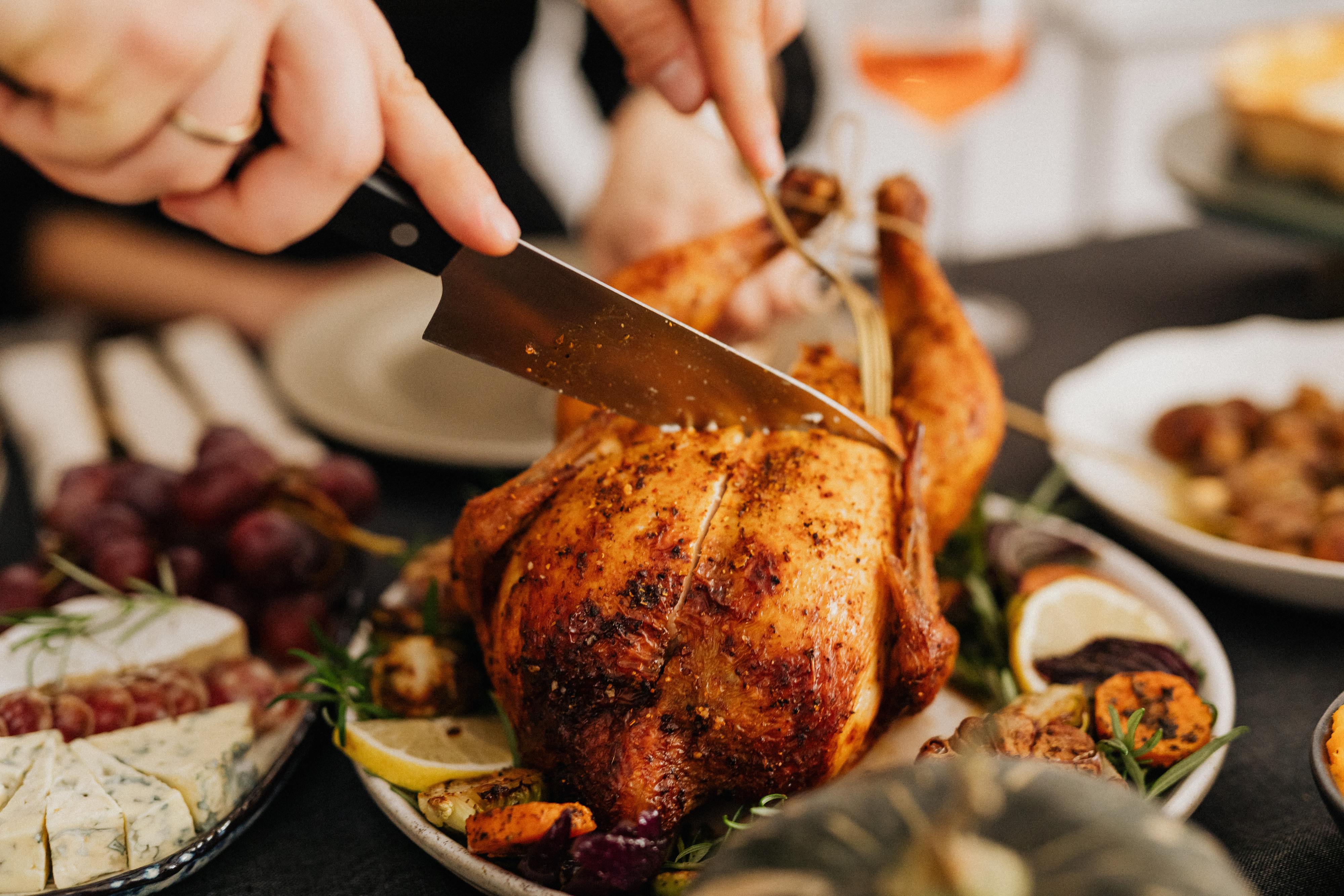 7 menus para ter uma mesa cheia na Páscoa e zero trabalho na cozinha