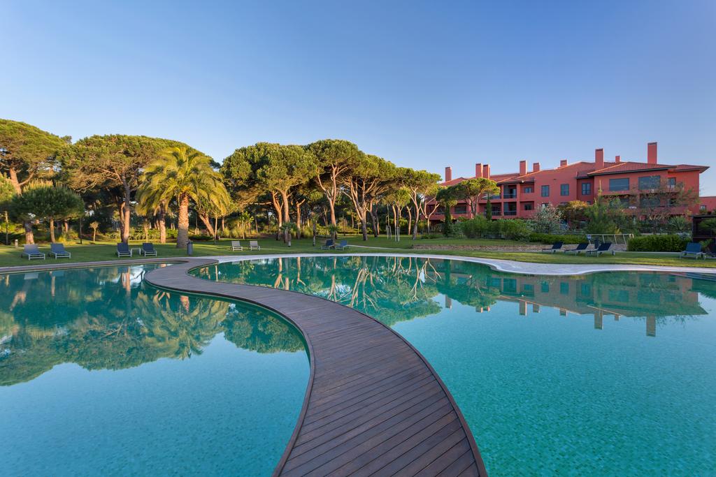 Workshop de cerâmica e brunch com mergulhos na piscina. No Sheraton Cascais Resort, o Dia da Mãe dura todo o fim de semana