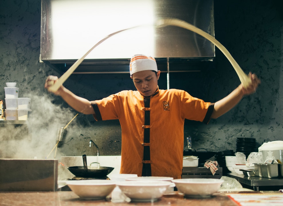 3 restaurantes intimistas onde o chef cozinha só para si