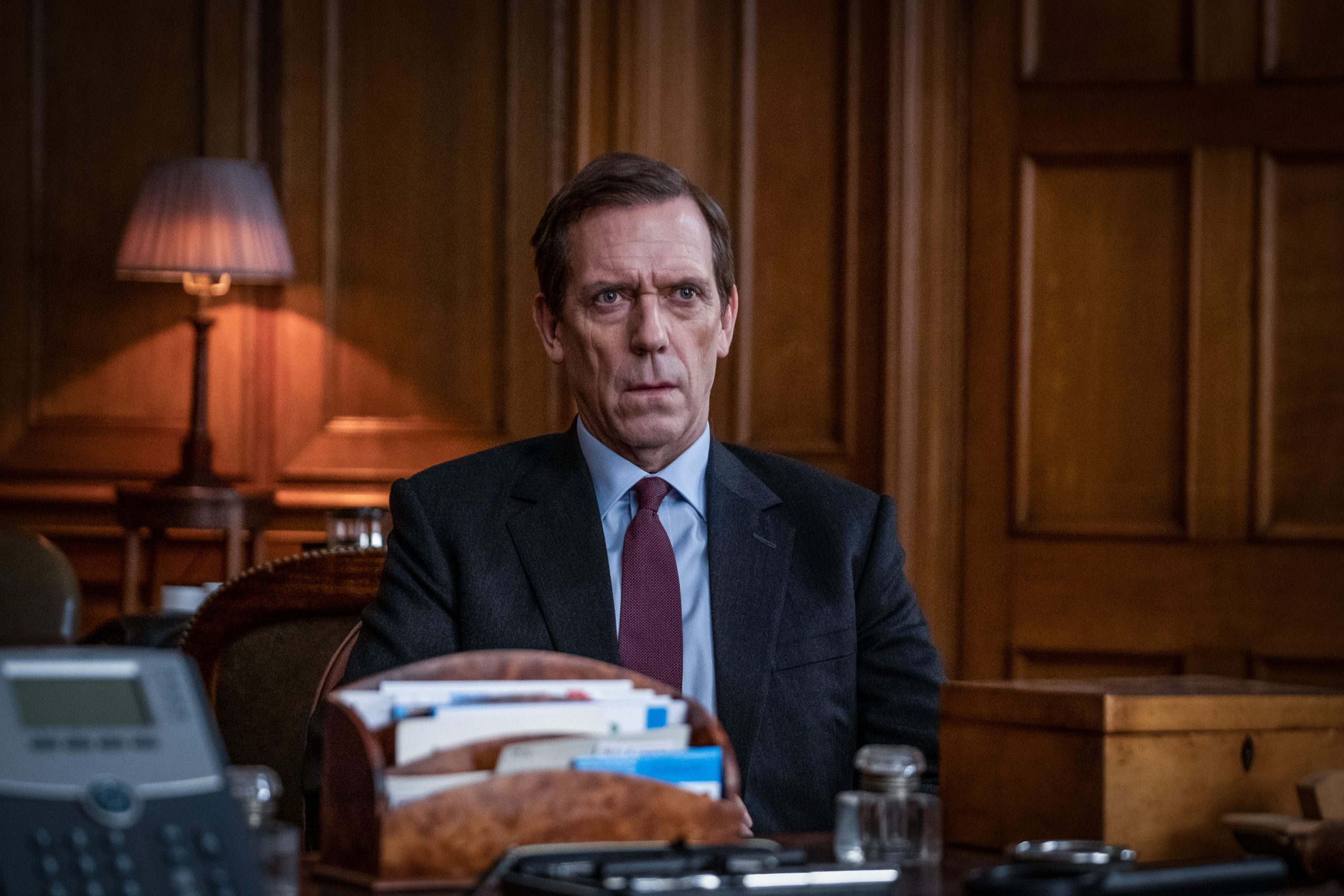 “Roadkill”. Está a chegar a nova série com Hugh Laurie, a estrela de “Dr. House”
