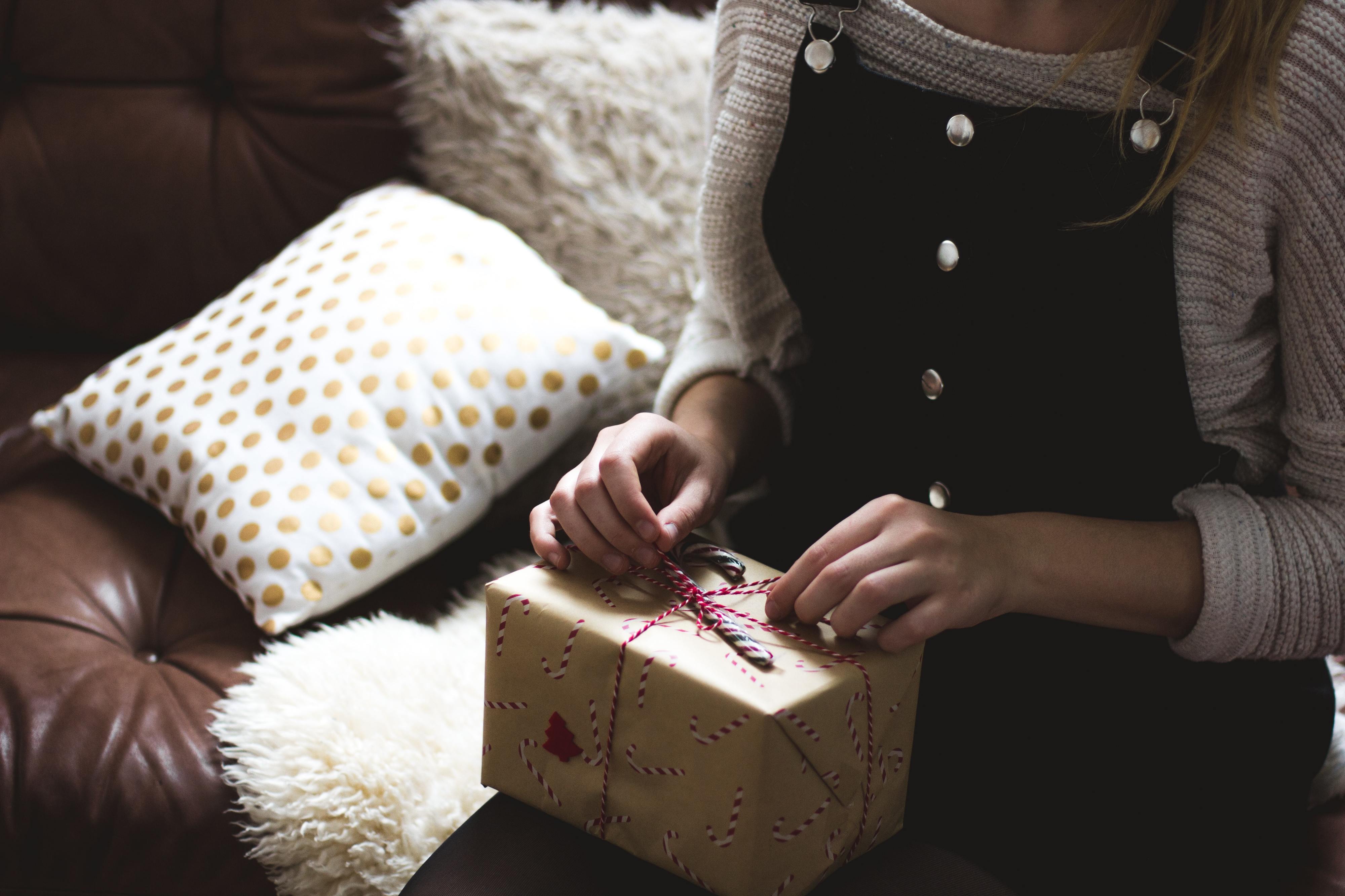 Estes 21 coffrets da maquilhagem (a partir dos 11€) são as prendas mais práticas para o Natal