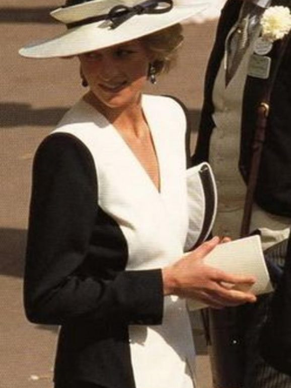 O preto e branco era a combinação mais usada pela Princesa Diana em peças 'two-toned'