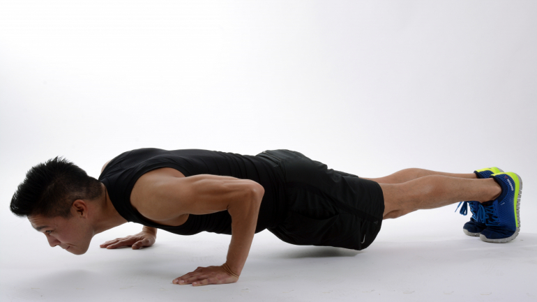 Plano de treino. PT dá exercícios para fazer na rua e aproveitar o bom tempo