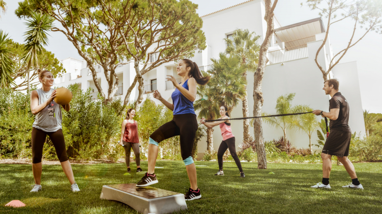 Os programas de bem-estar incluem sessões de treino