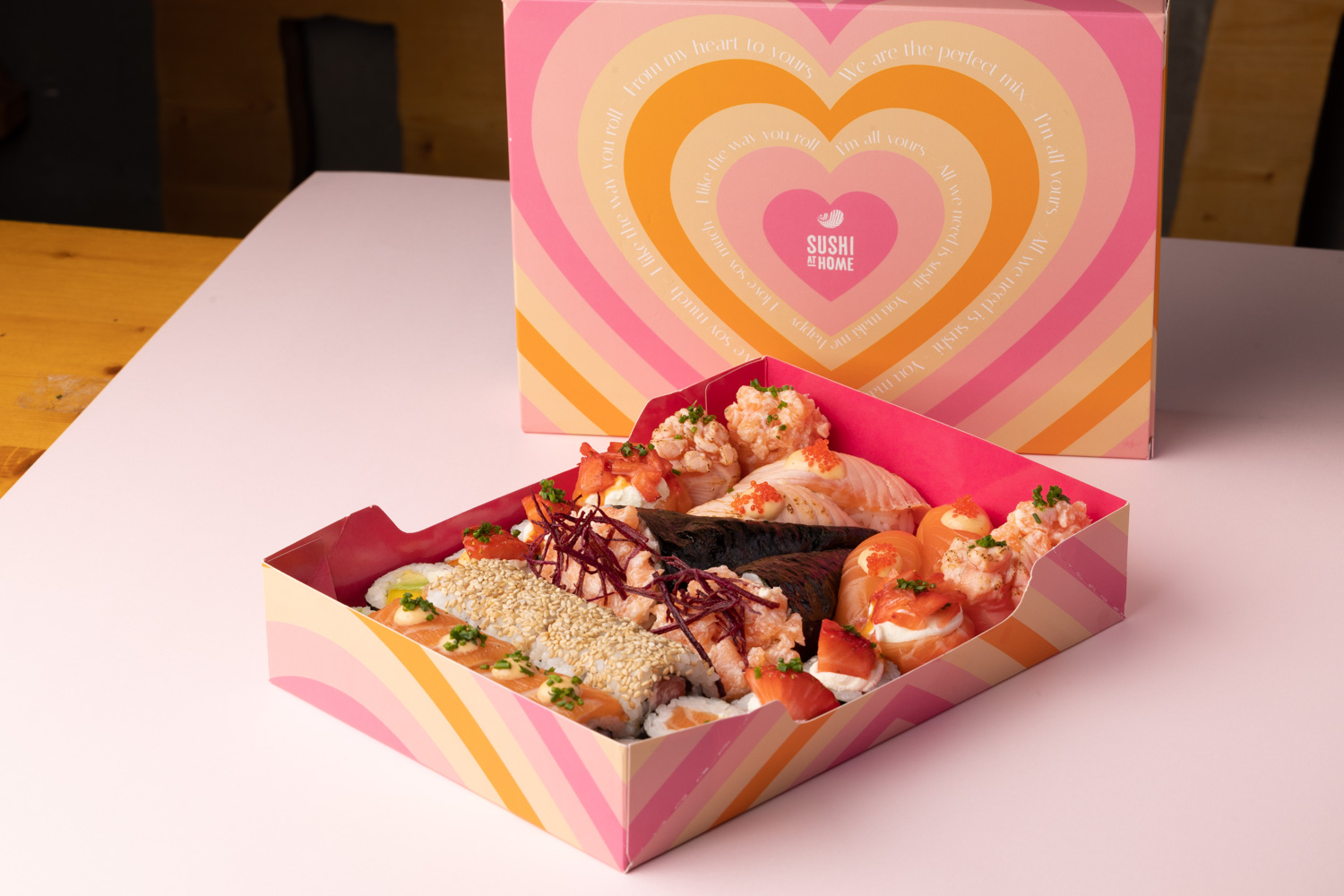 Esta caixinha de sushi deliciosa vai safar-lhe o Dia dos Namorados (e só está disponível na 4.ª feira)