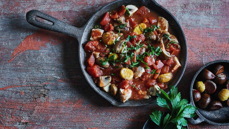 O saudável não tem de ser aborrecido. 5 receitas de nutricionistas para as marmitas da semana