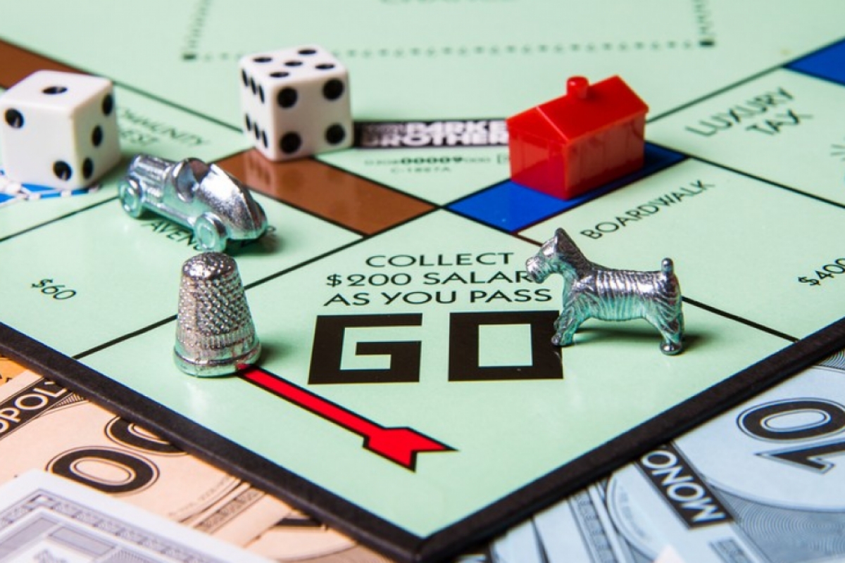 A versão longa do Monopólio que promete ser o jogo perfeito para o jantar de Natal