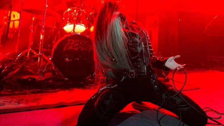 Beatriz Mariano é a voz principal de Okkultist, a banda de Death Metal portuguesa que participará no festival a dia 21 de abril