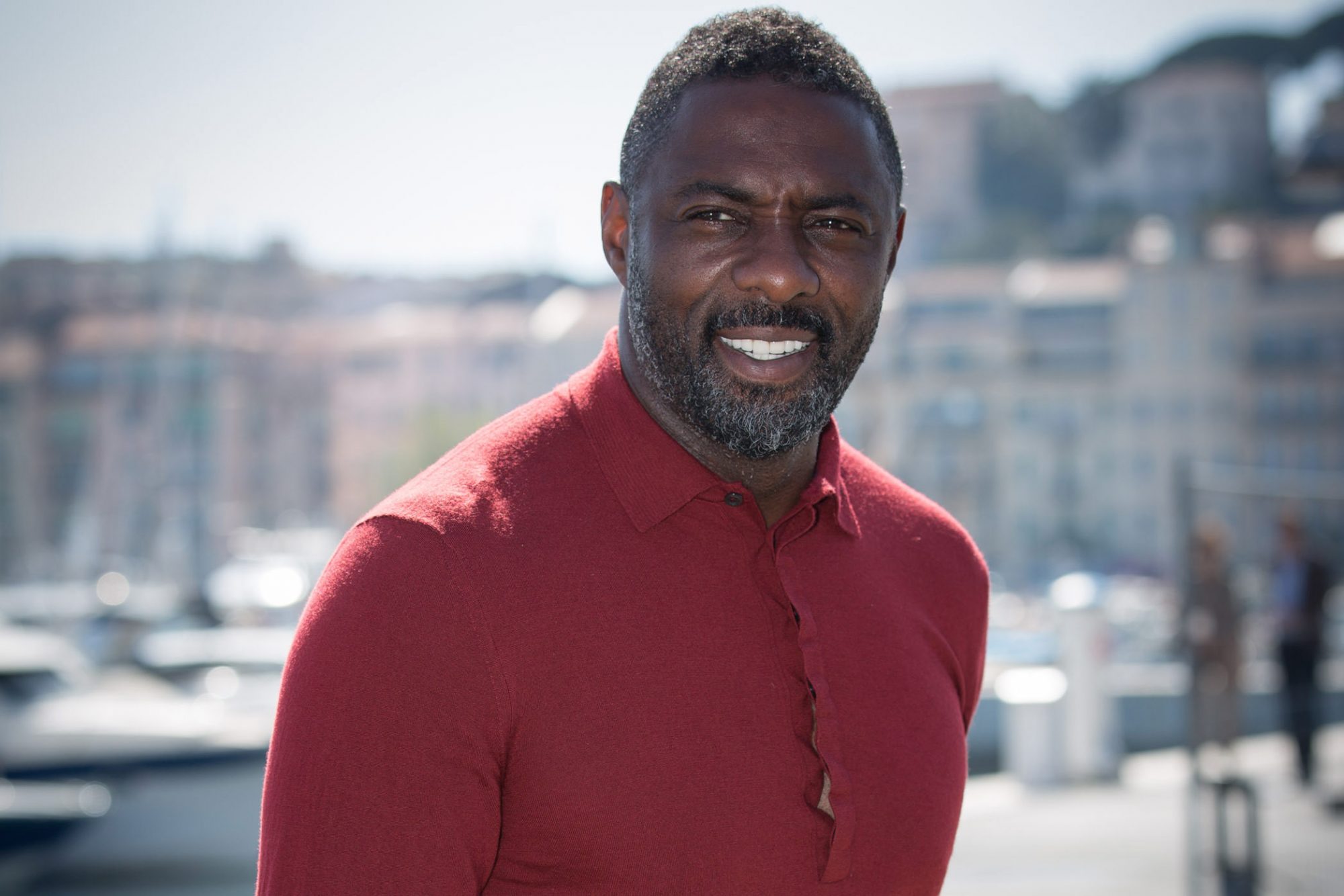 Idris Elba diz que não vai ser o próximo James Bond. E agora?