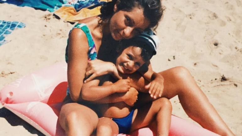 Rúben em criança com a mãe 
